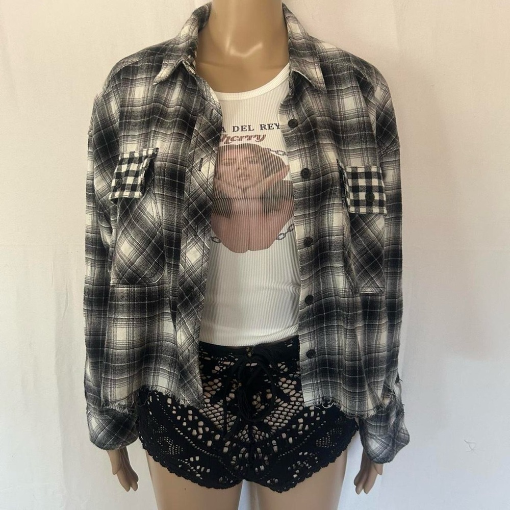 BDG cropped flannel